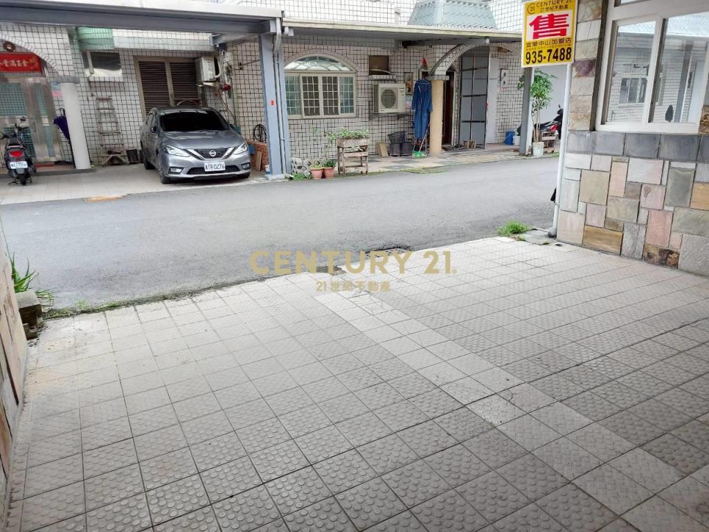 CB308近中道大坪數低總價透天