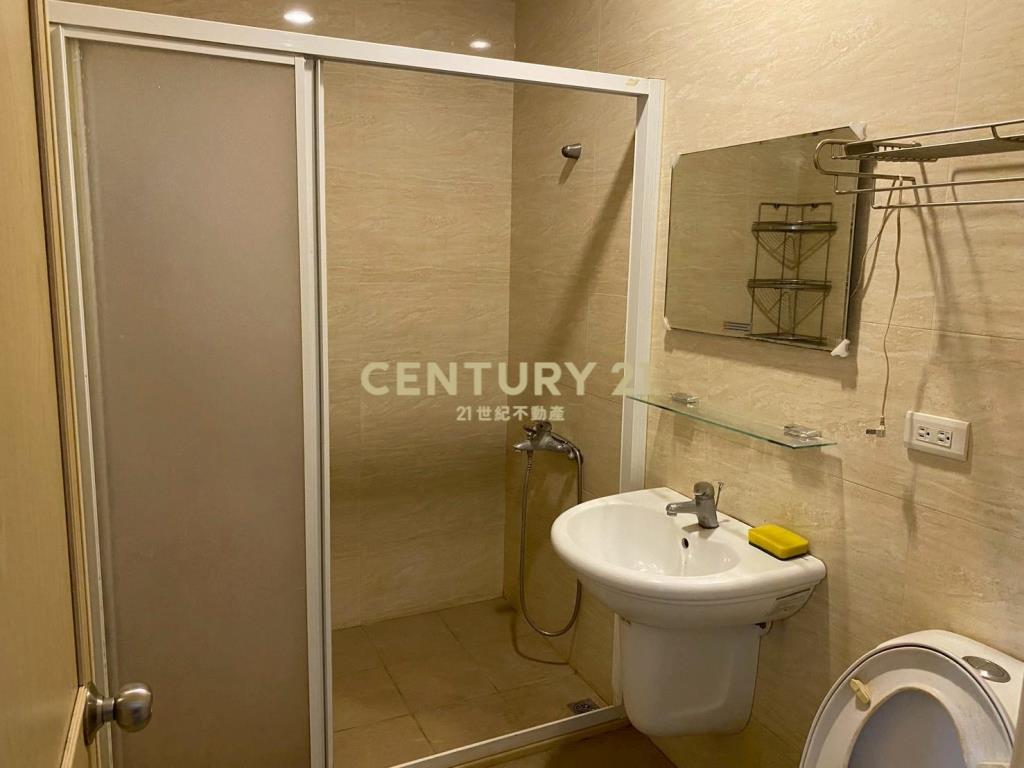 CH092羅東純精路店住(租)