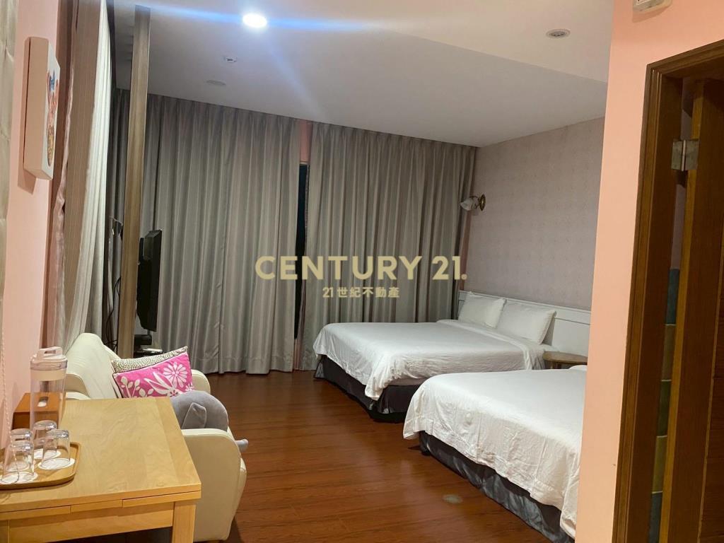 CE140峇厘島風雙面路電梯民宿