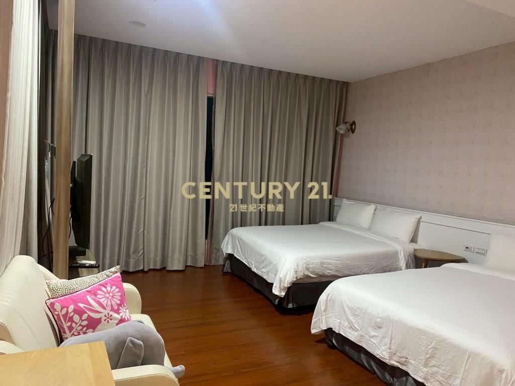 CE140峇厘島風雙面路電梯民宿