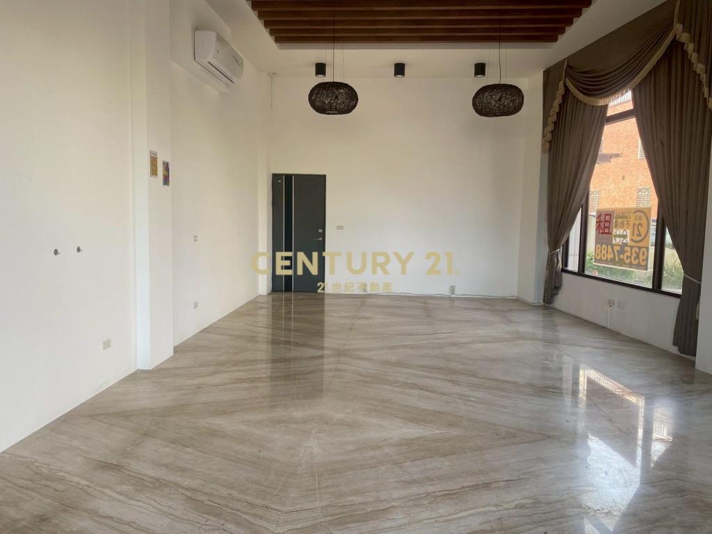 CH095宜市三角窗店面(租)