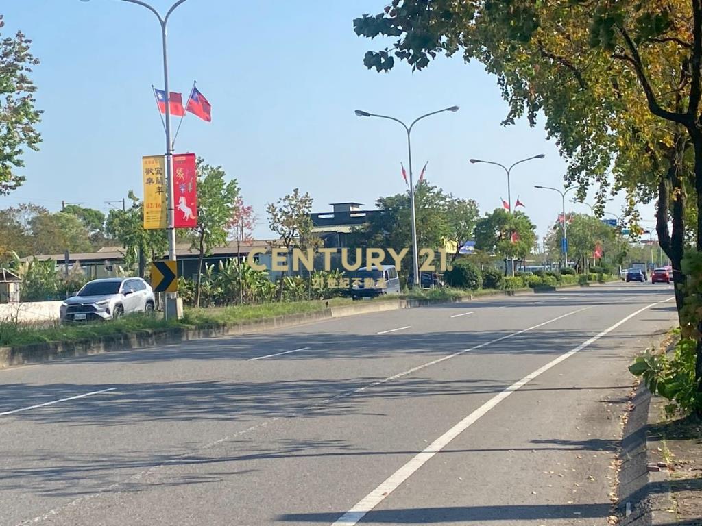 CH095宜市三角窗店面(租)