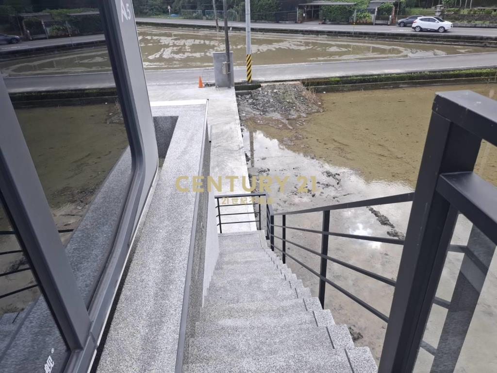 CE144礁溪環山美農舍