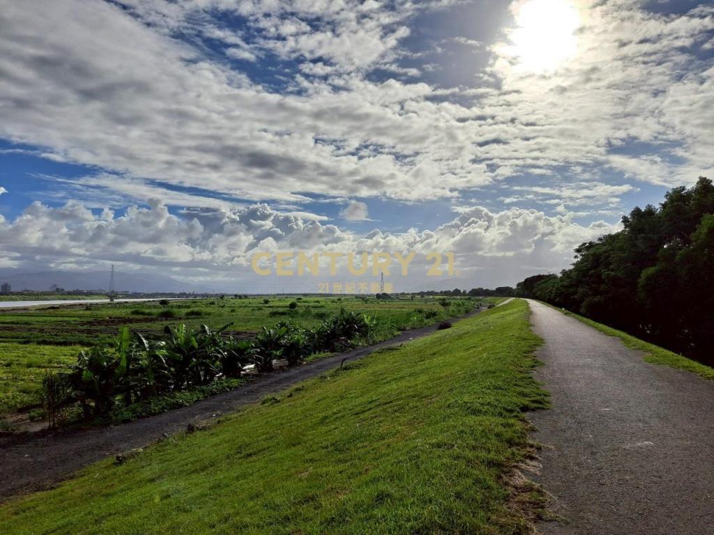 CC592未來趨勢高鐵特區