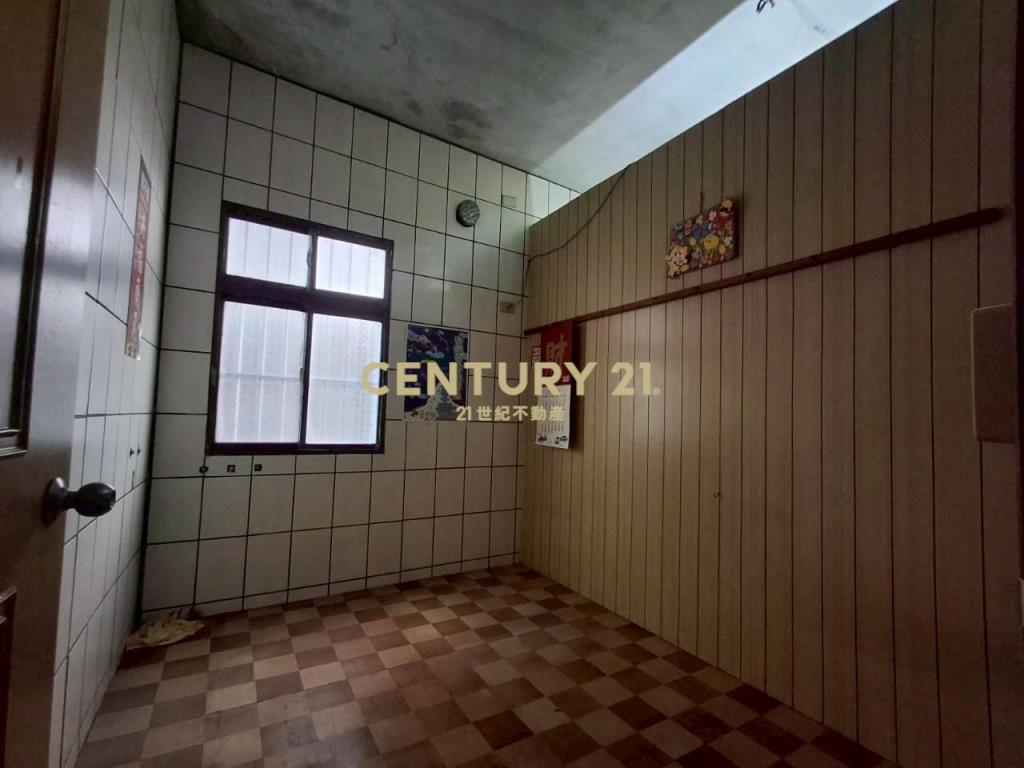 CG125宜蘭國中吉祥店住