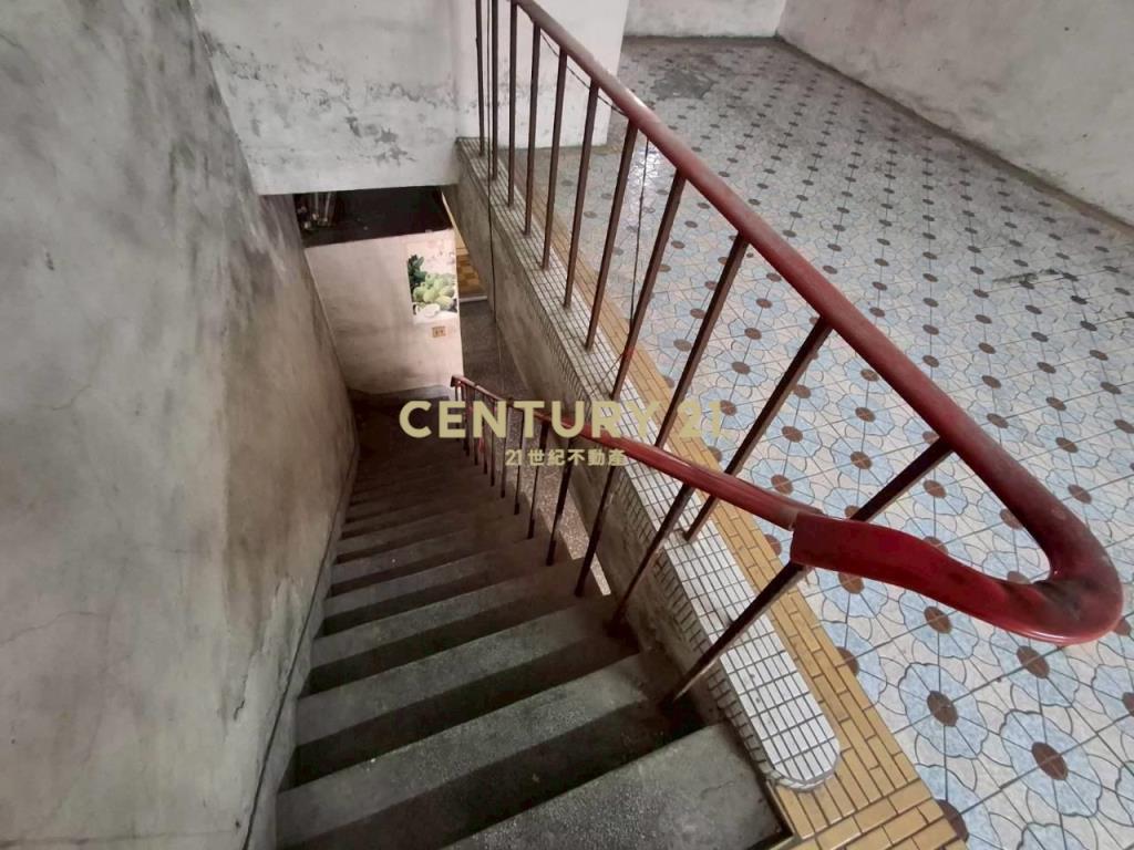 CG125宜蘭國中吉祥店住