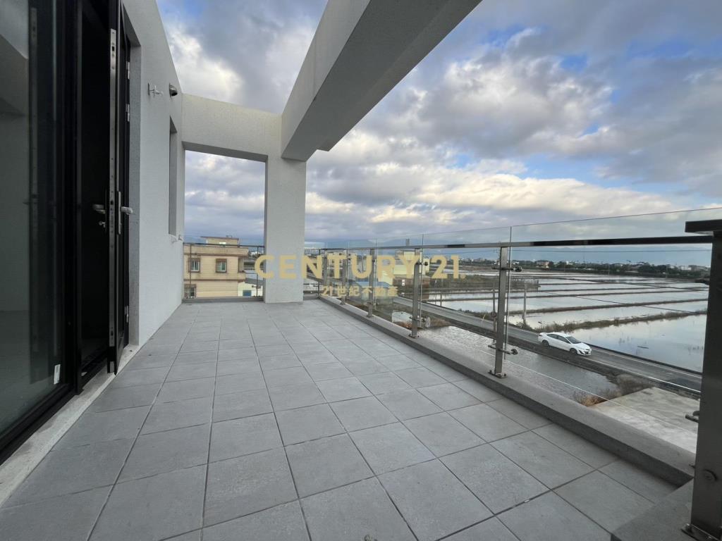 CE145新南國小大器農舍