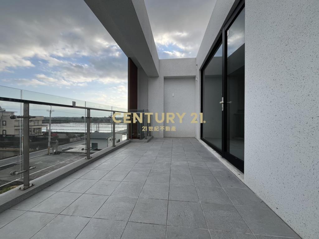 CE145新南國小大器農舍