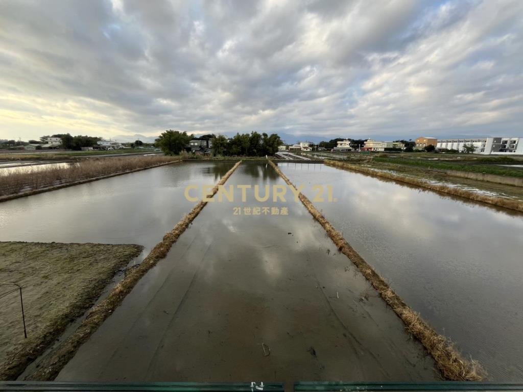 CE145新南國小大器農舍