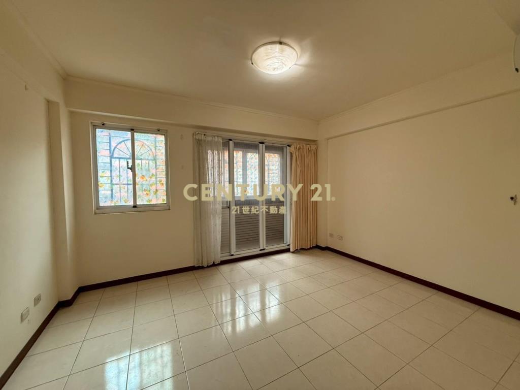 CB315楊梅皇家堡社區型美別墅