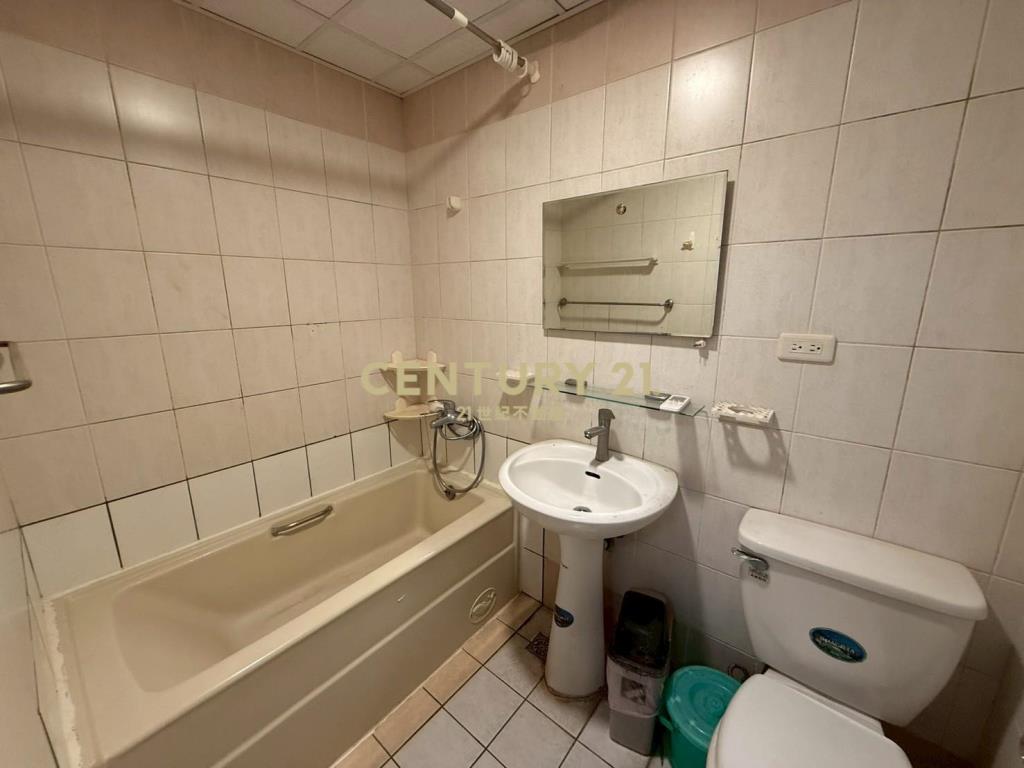 CB315楊梅皇家堡社區型美別墅