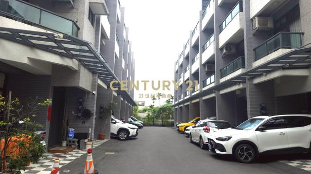 CB317馬賽國五交流道美透天