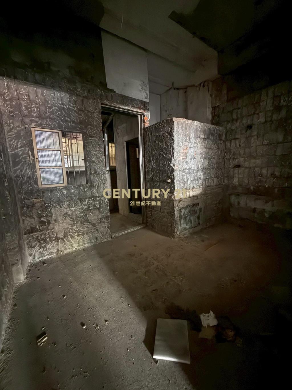 GG075友愛旁黃金店面