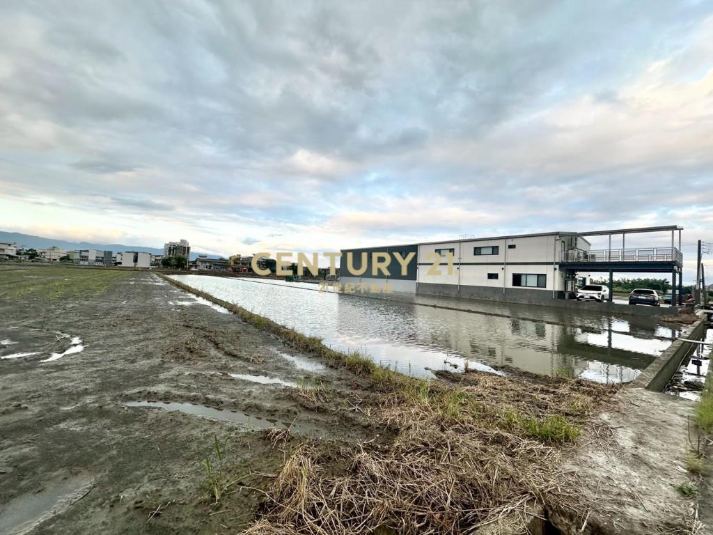 GC413壯圍國小旁大路邊農地