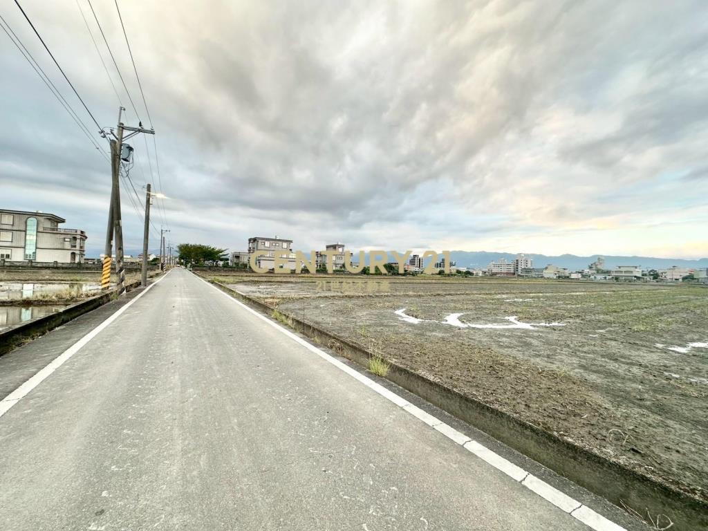 GC413壯圍國小旁大路邊農地