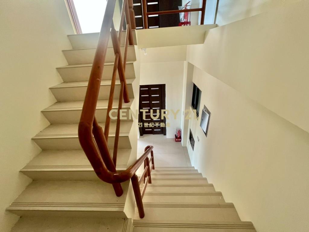 GB297礁溪國五旁全新獨棟電梯透天