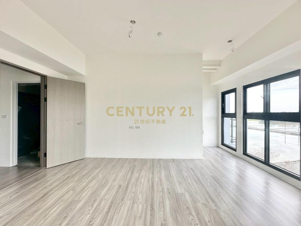 GA254冬山淬光景大坪數車位華廈