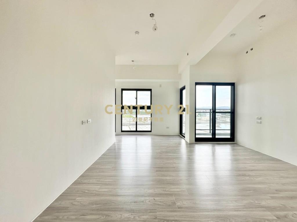 GA254冬山淬光景大坪數車位華廈