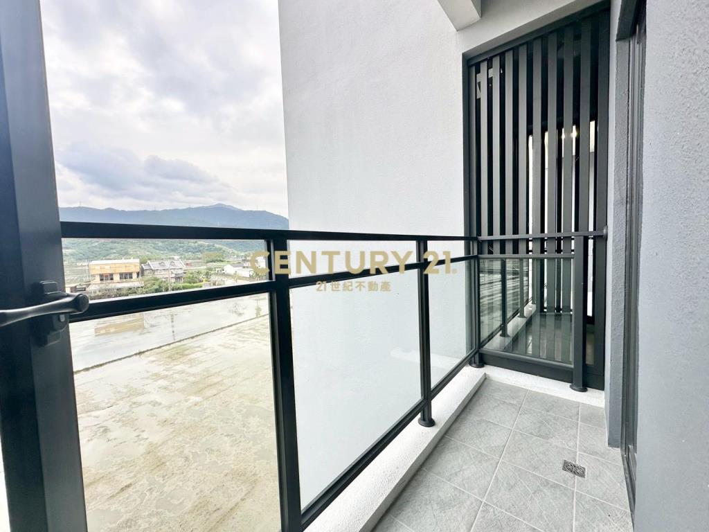 GA254冬山淬光景大坪數車位華廈