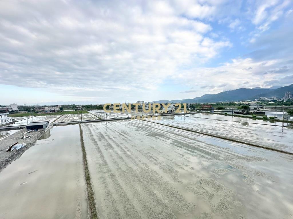 GA254冬山淬光景大坪數車位華廈