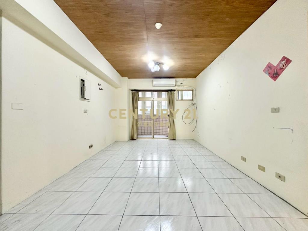 GA258近轉運站三房車位華廈