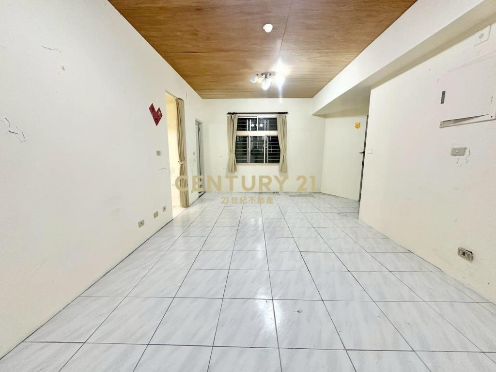 GA258近轉運站三房車位華廈