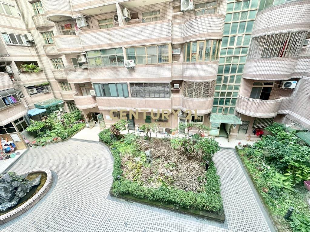 GA258近轉運站三房車位華廈