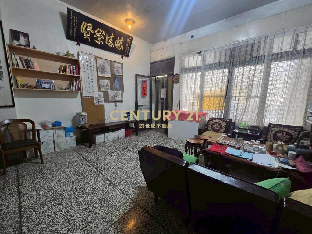 GB298近新月前後路店住