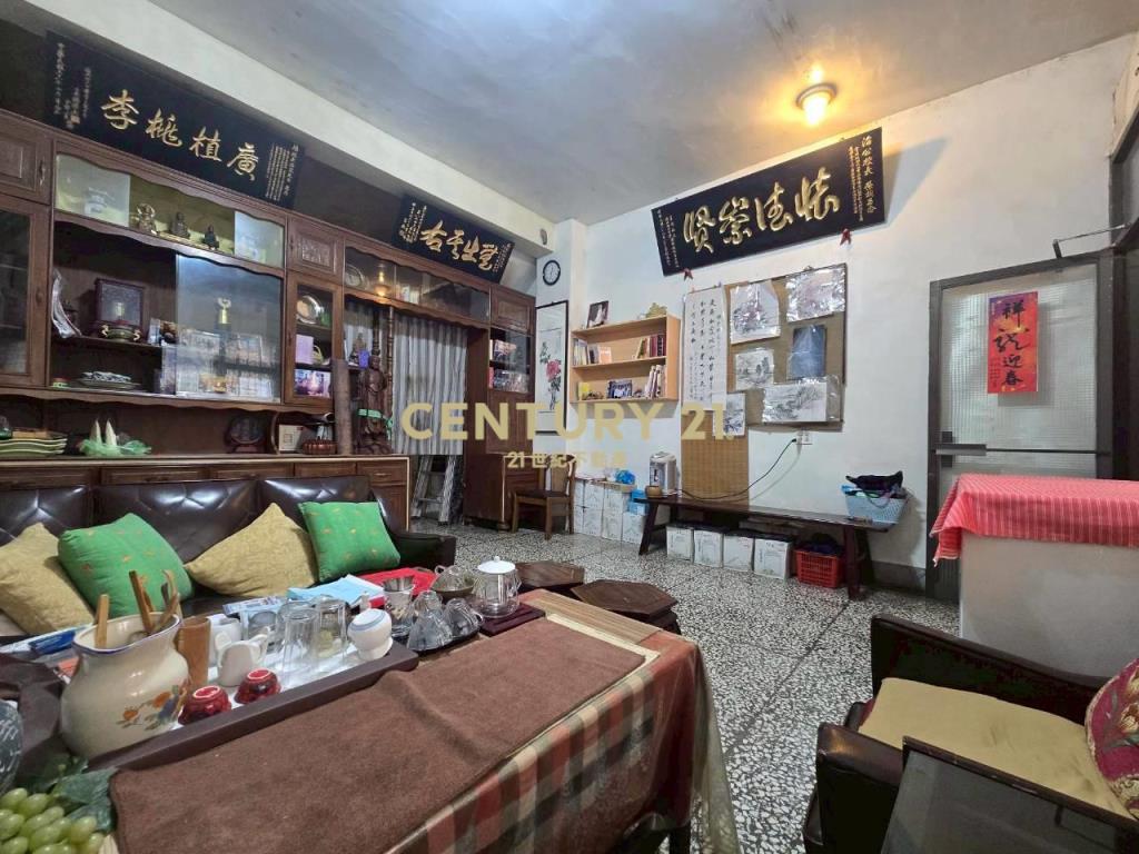 GB298近新月前後路店住