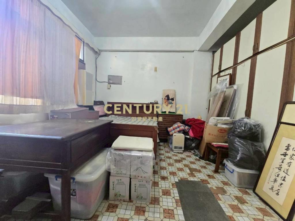 GB298近新月前後路店住