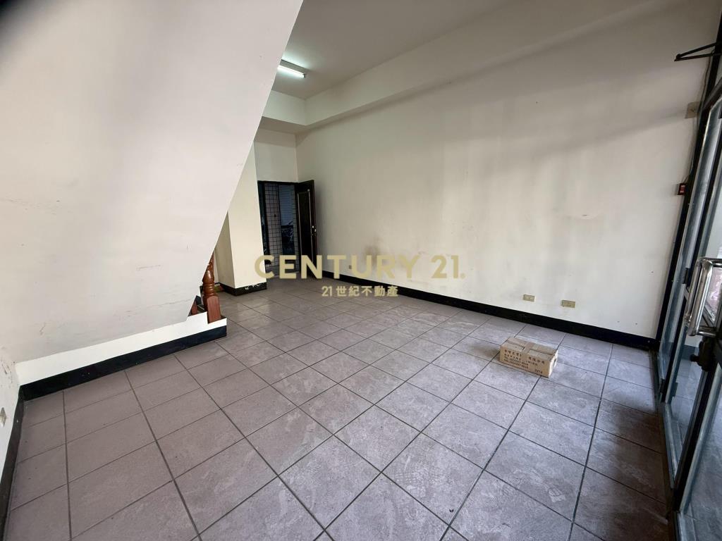 GG077宜大黃金店面