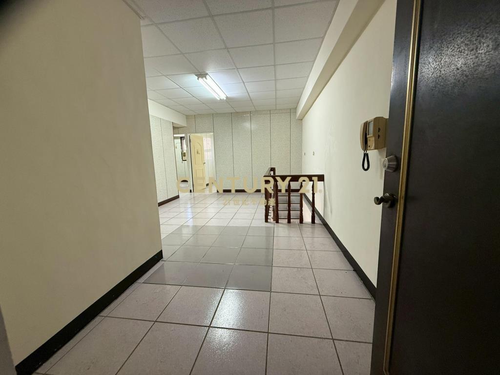 GG077宜大黃金店面