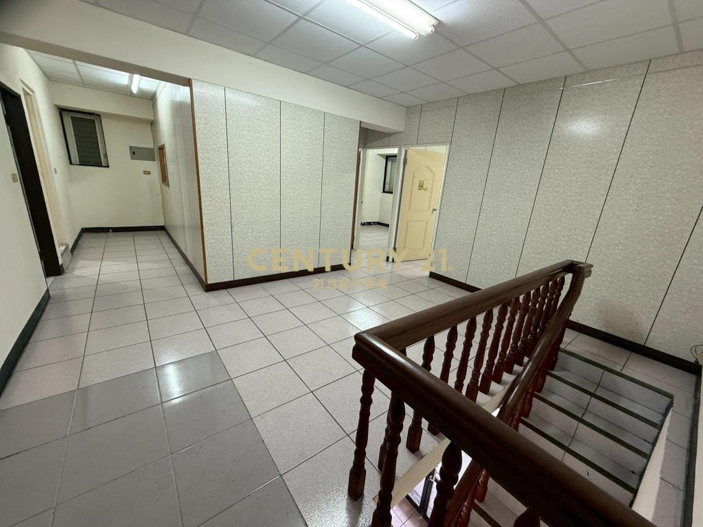 GG077宜大黃金店面