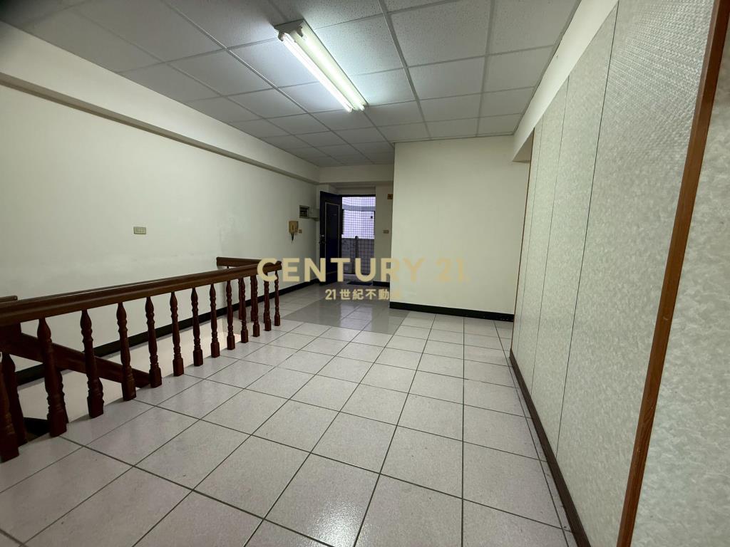 GG077宜大黃金店面