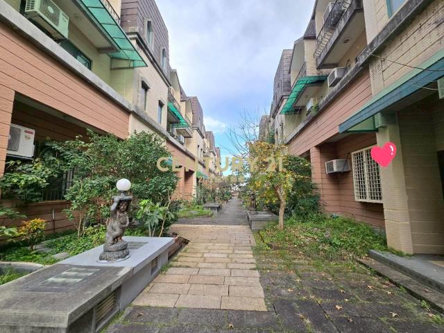 GB299宜市人車分道邊間別墅