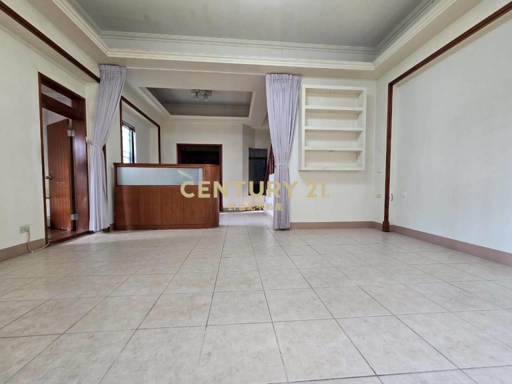 GB299宜市人車分道邊間別墅