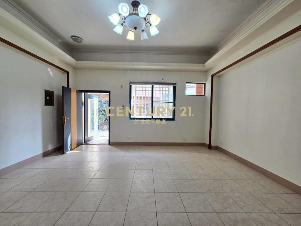 GB299宜市人車分道邊間別墅