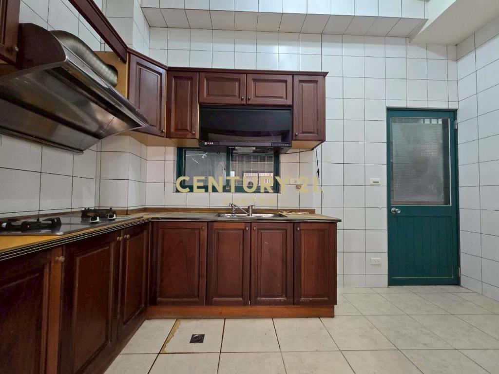 GB299宜市人車分道邊間別墅