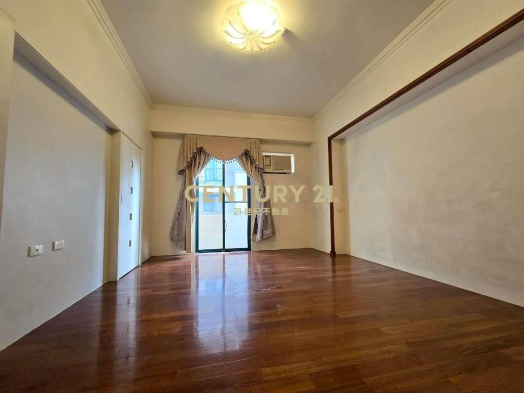 GB299宜市人車分道邊間別墅