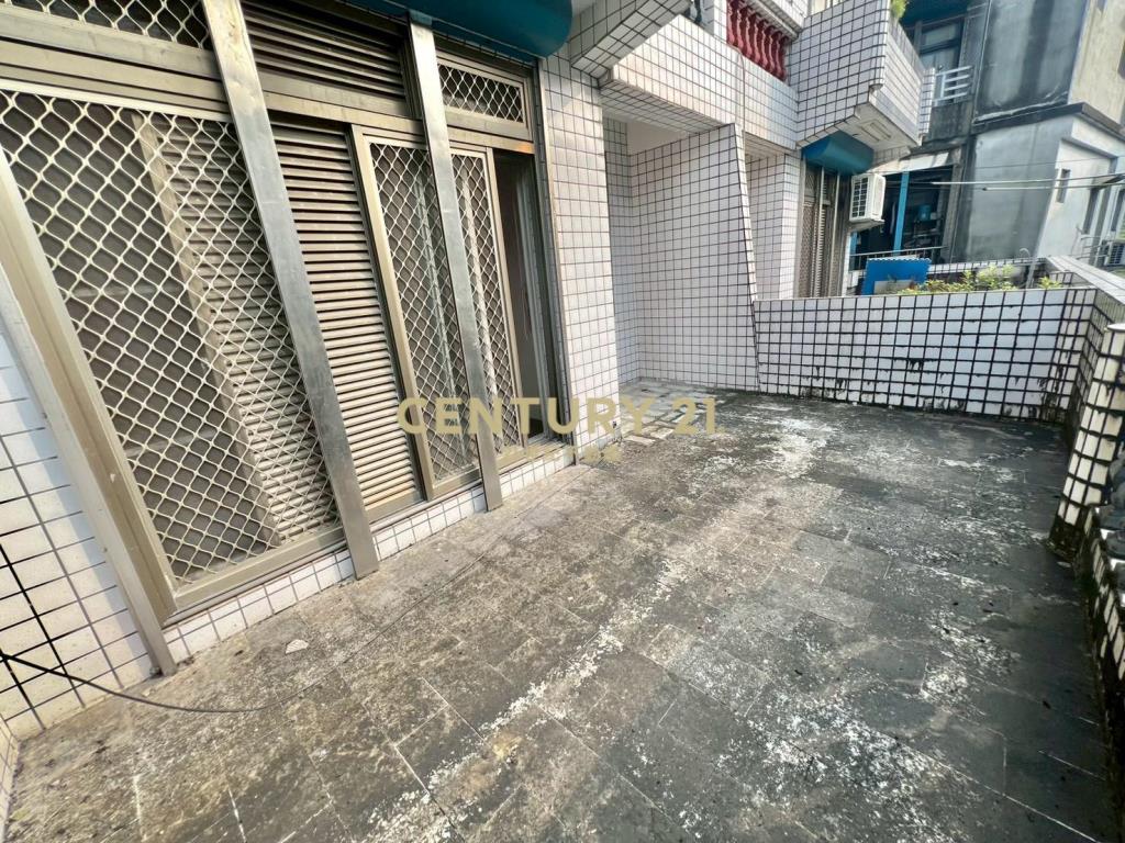 GB303宜市河濱公園旁低總價透天