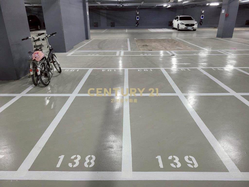 GH022三房加平面車位電梯華廈(租)