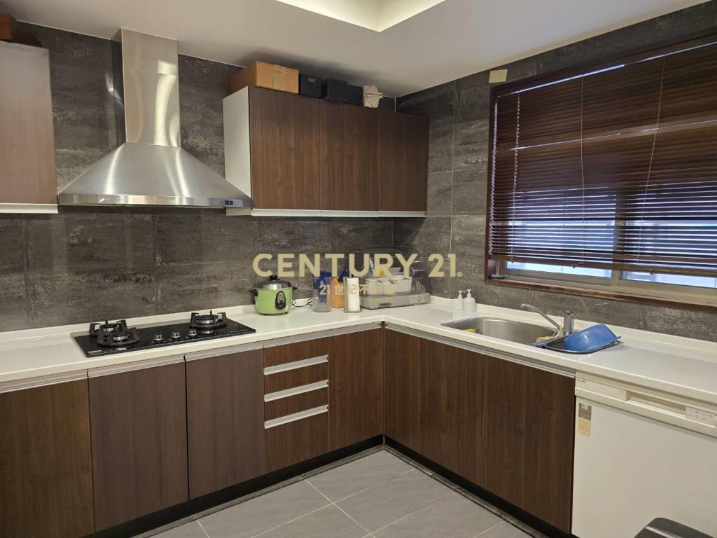 老闆的起家厝-黃金地段華廈