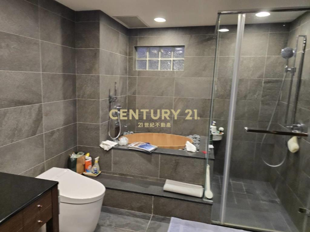 老闆的起家厝-黃金地段華廈