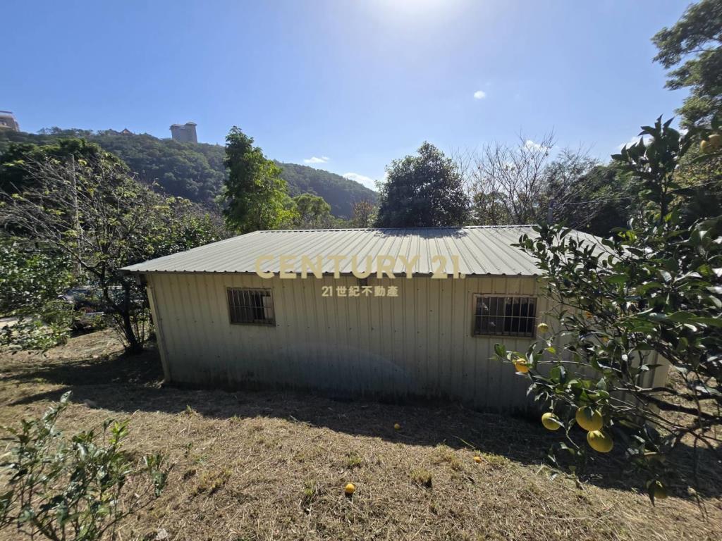 台北市陽明山買土地附合法資材室