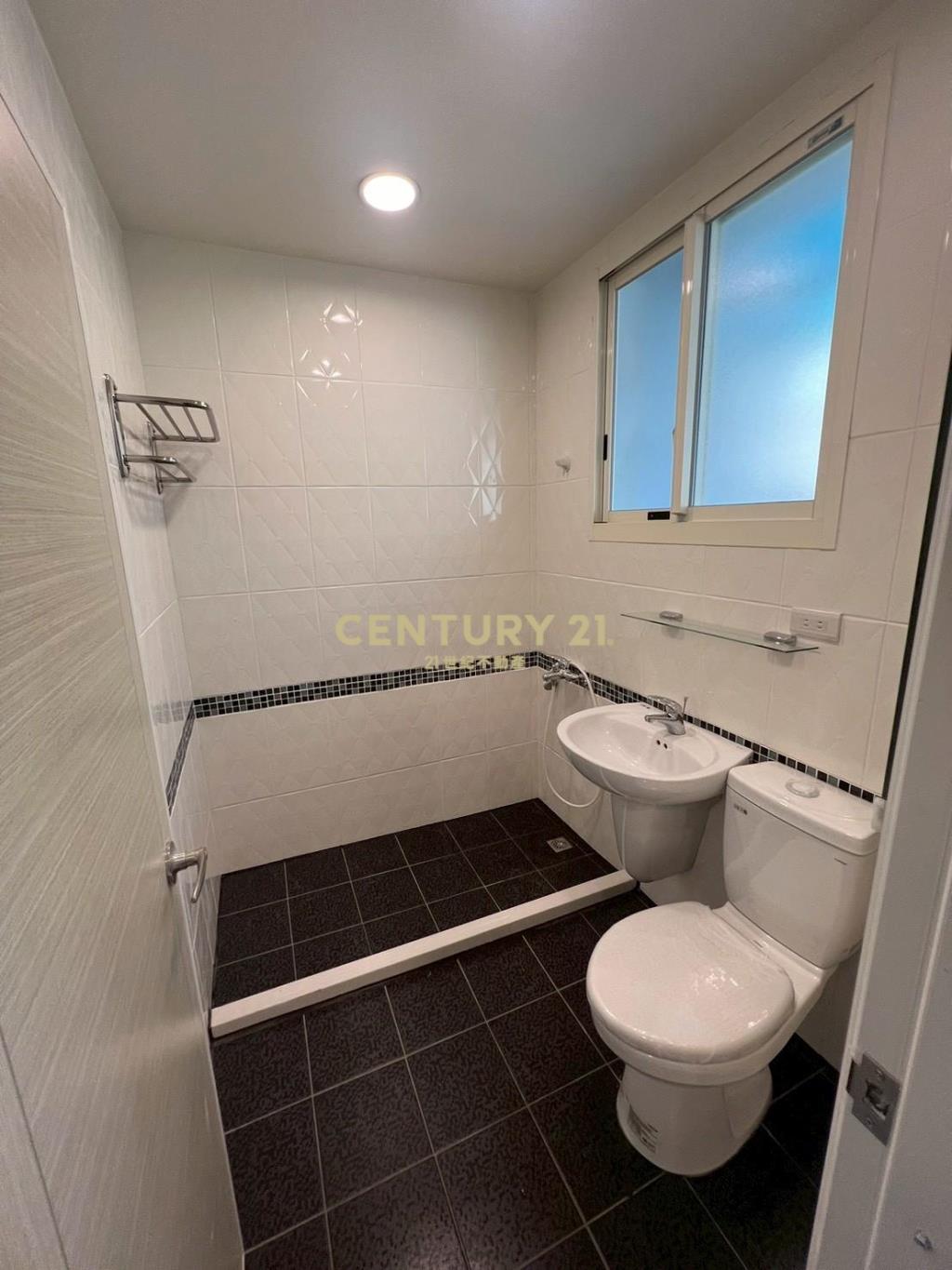 捷運+環狀線生活圈｜全新三套房