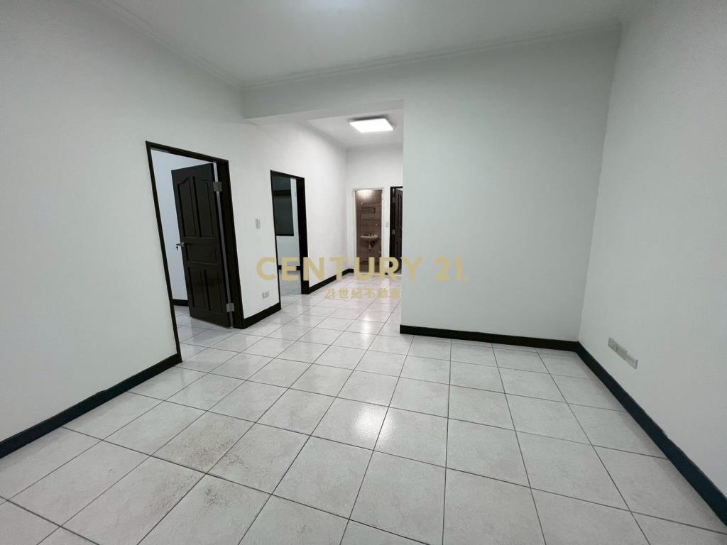 靜巷一樓，竹圍民族商圈