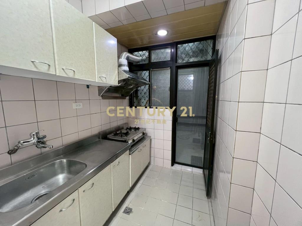 靜巷一樓，竹圍民族商圈