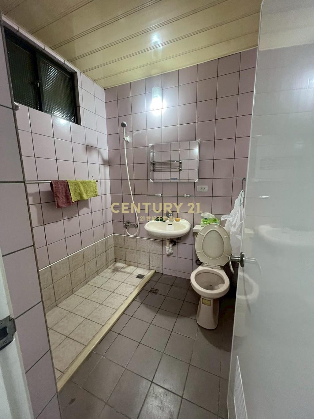 靜巷一樓，竹圍民族商圈