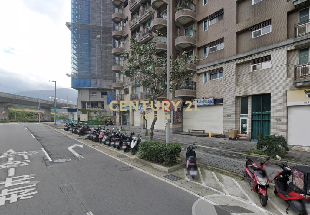 普羅旺斯三角窗金店面