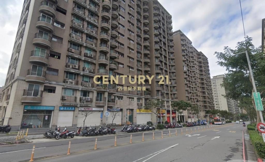 普羅旺斯三角窗金店面